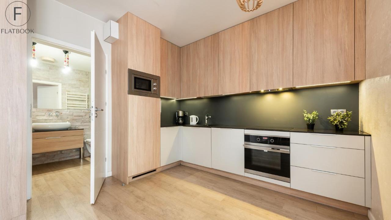 Flatbook - City Center Spa Apartments Torunska Гданьск Экстерьер фото